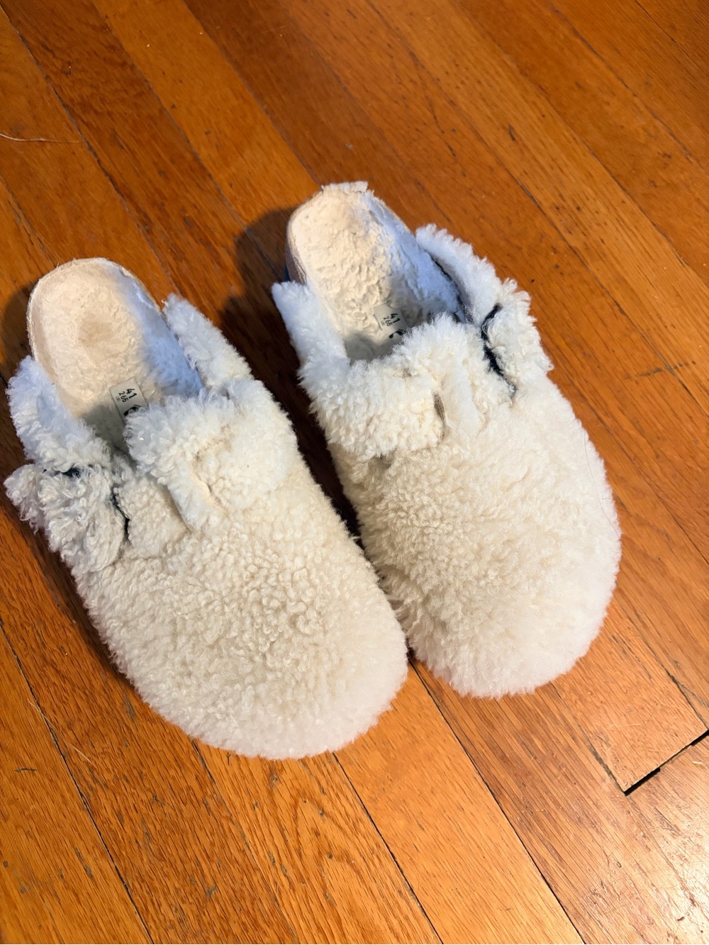 Birkenstock Sherling, Boston Clog Cream Fleece Slip-On Slippers size 41